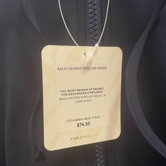 Brand New Fabletics Cropped Hoodie - Picture 2 of 6
